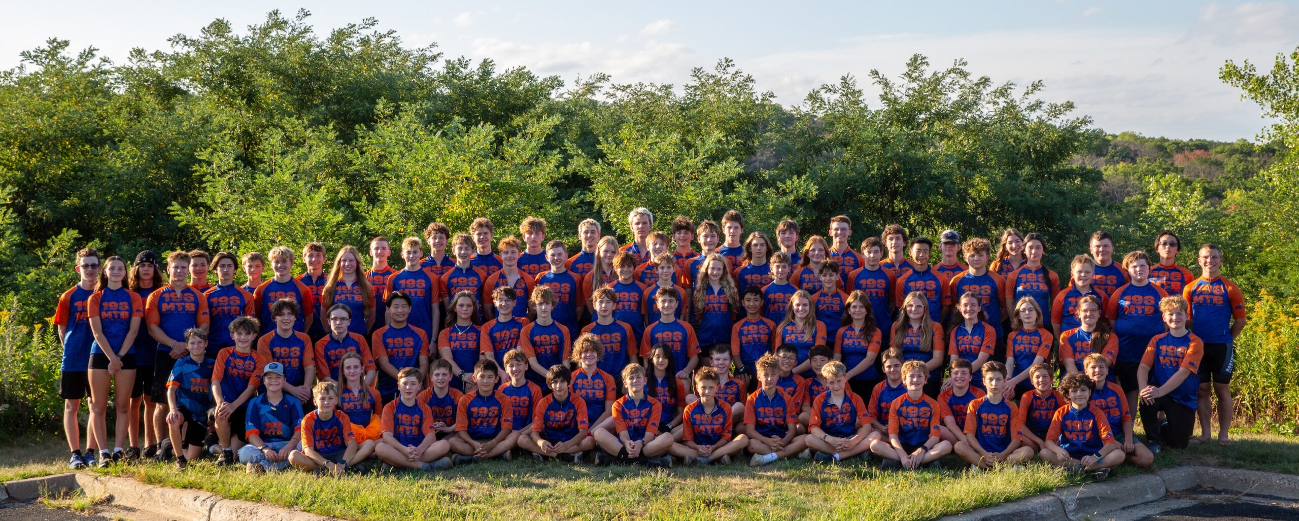 196 MTB 2026 team photo
